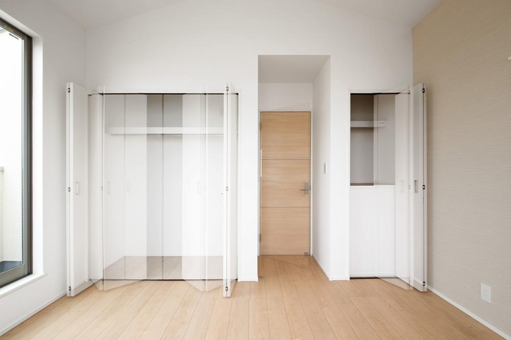 Same specifications photos (Other introspection). Similar properties Photos