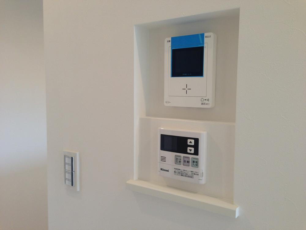 Other. TV monitor with intercom