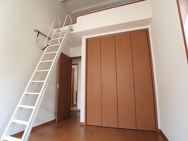 Other. This loft rejoice children (7 Building)