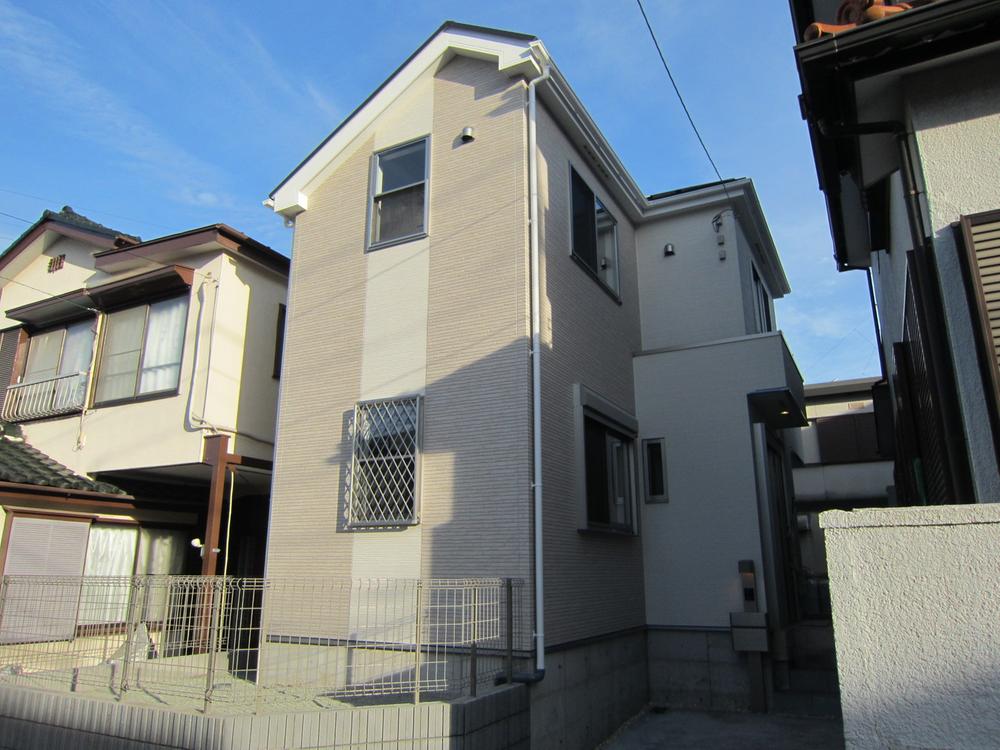 Local appearance photo