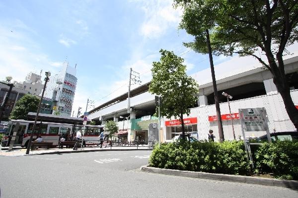 station. To Musashi-Shinjo 1300m