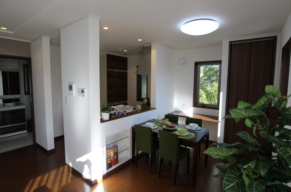 Kitchen.  [Indoor shooting]  1 Building 46,800,000 yen Counter Kitchen ・ With dishwasher ・ Cup with board