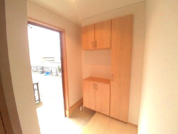 Entrance. Bright entrance