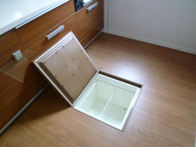 Receipt. Indoor (12 May 2013) Shooting