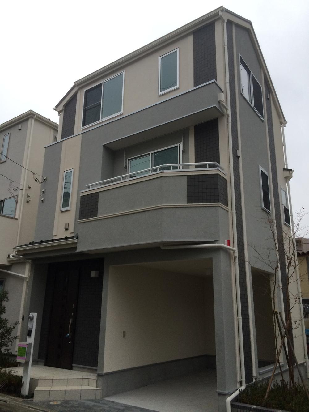 Local appearance photo