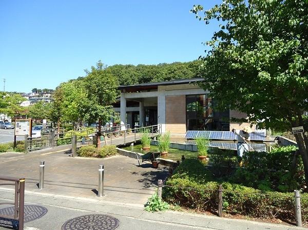 park. 500m to the East Forest Park Takane