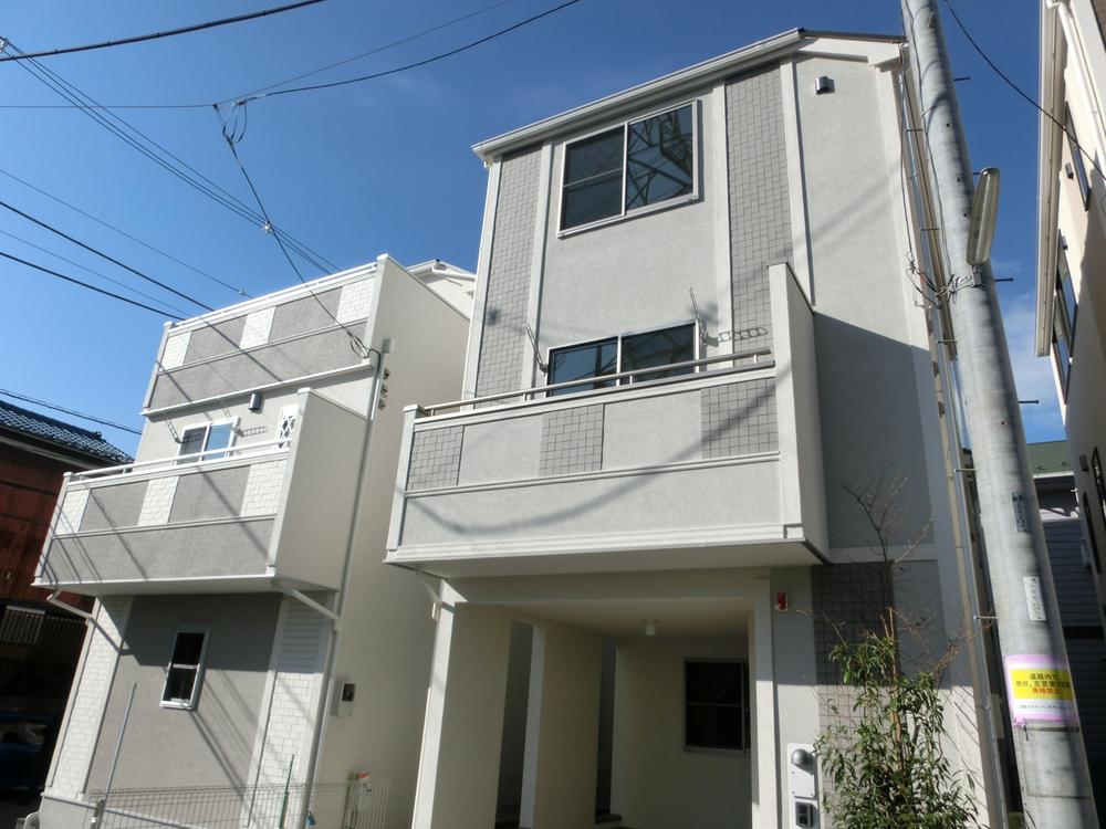 Local appearance photo