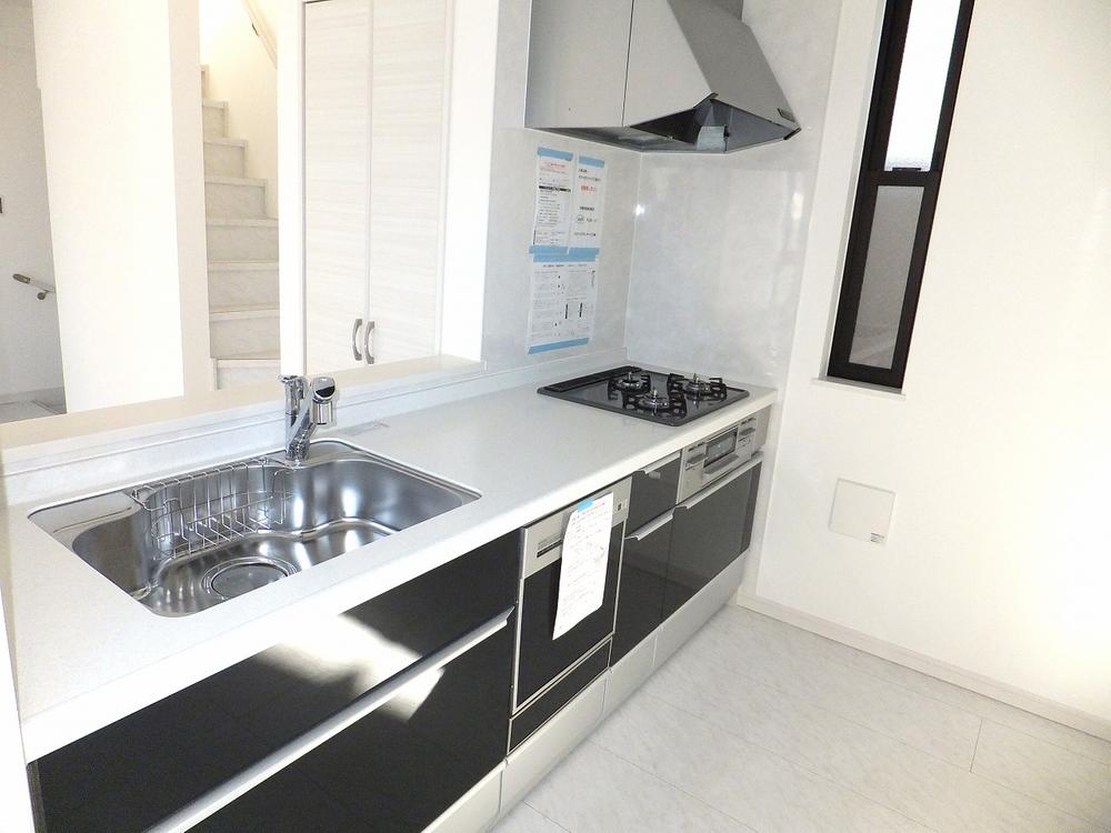 Local appearance photo. It is a new construction of sunshine plenty.