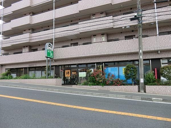 Supermarket. Until the store heaven 805m