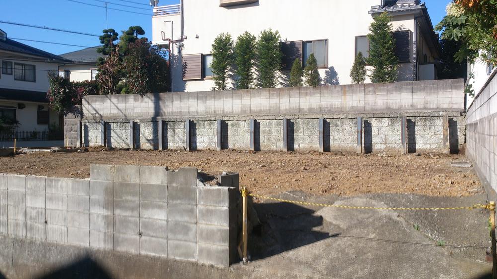 Local land photo. Local (12 May 2013) Shooting