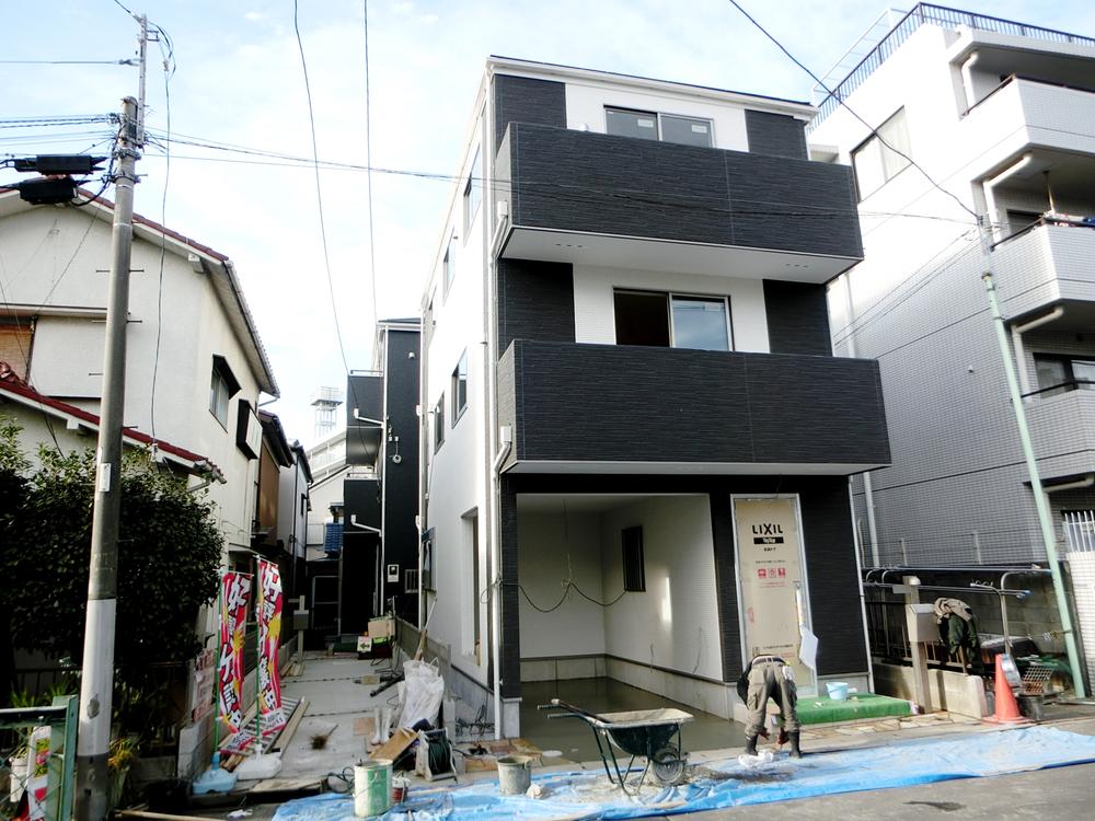 Local appearance photo. We completed. Please call when your tour of your choice to free dial 0120-533-508.