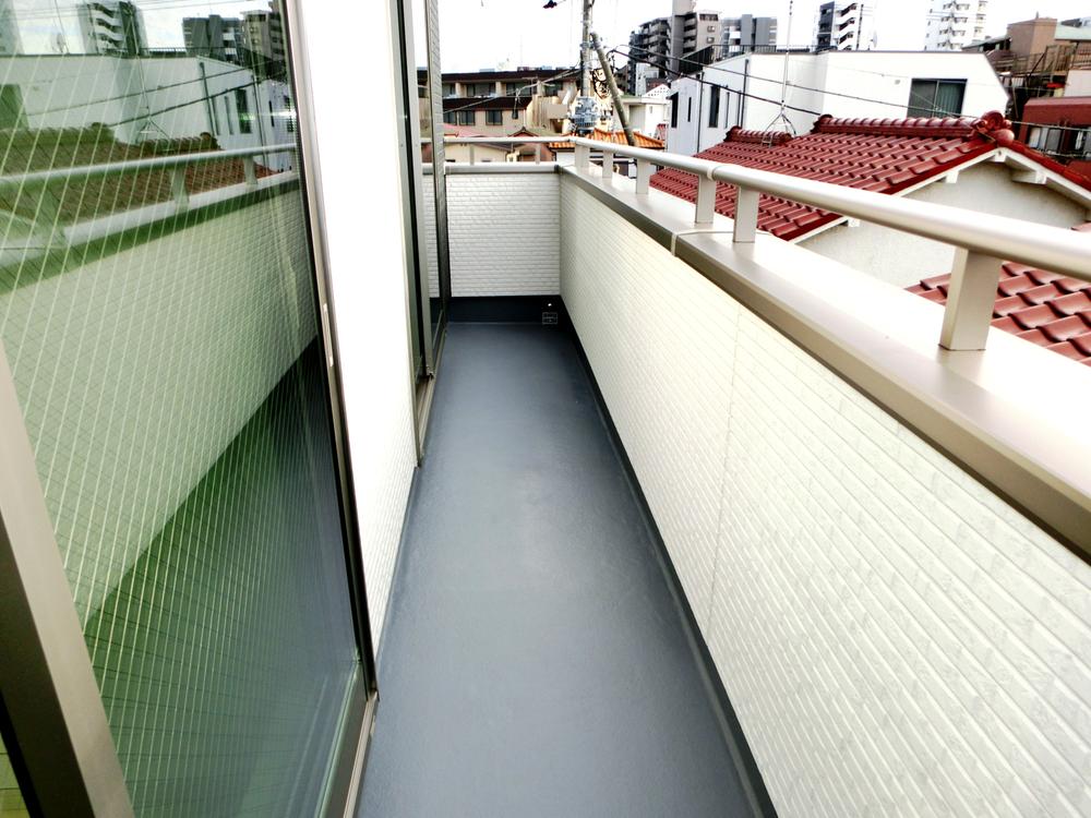 Balcony. Wide balcony