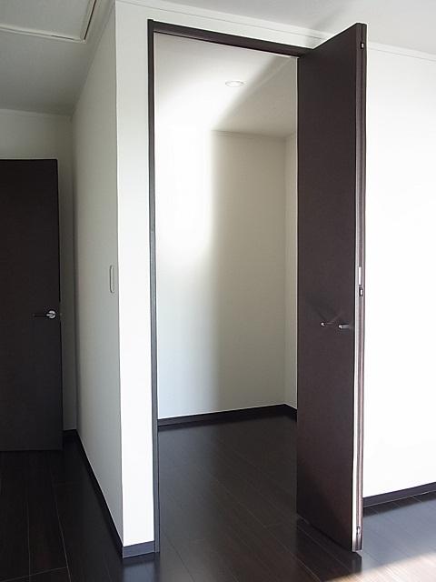 Receipt. 8 Building room (November 2013) Shooting