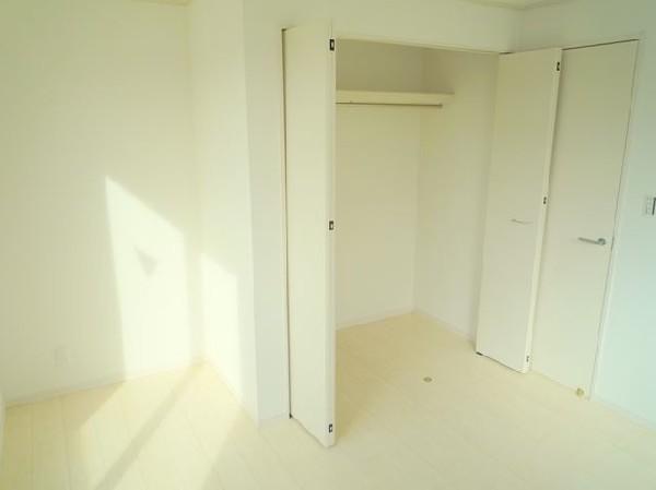 Non-living room. 3 floor 6 Pledge Western-style room other than