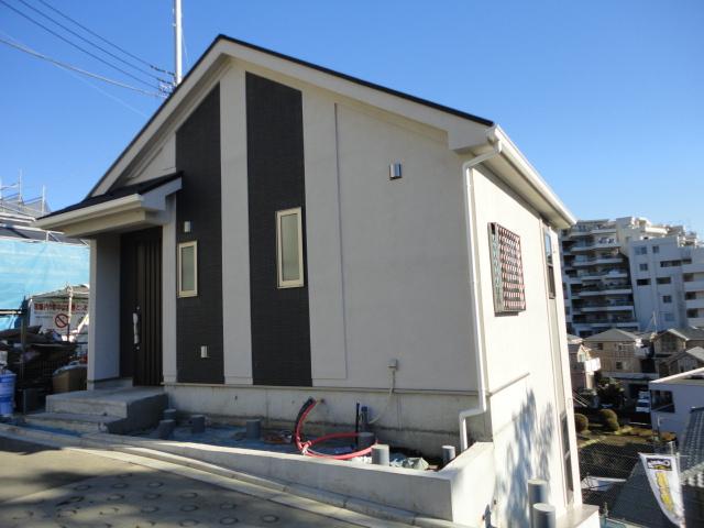 Local appearance photo. Local (12 May 2013) Shooting 9 Building