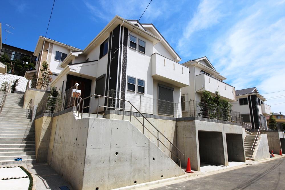 Local appearance photo