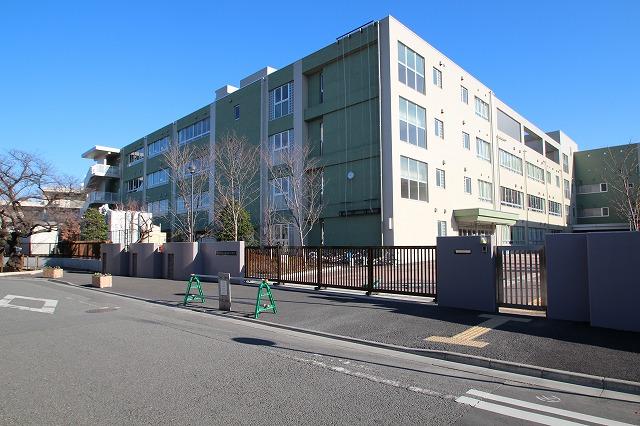 Primary school. Higashikozu until elementary school 350m
