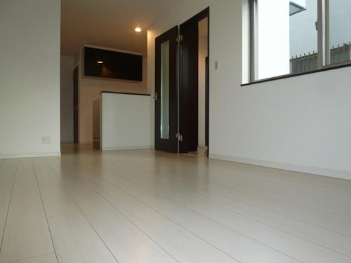 Living. Indoor (11 May 2013) Shooting