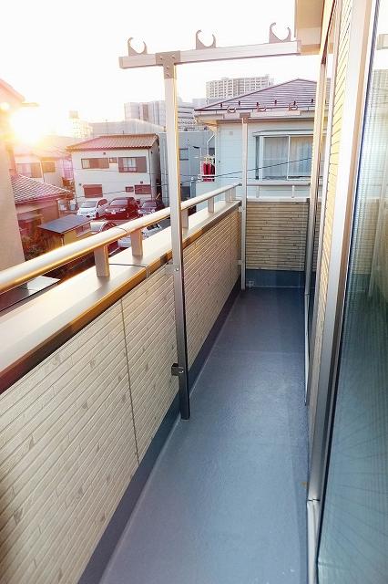 Balcony. (December 6, 2013) Shooting