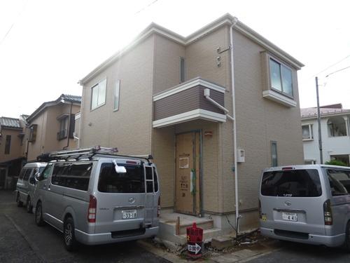 Local appearance photo. Local (11 May 2013) Shooting