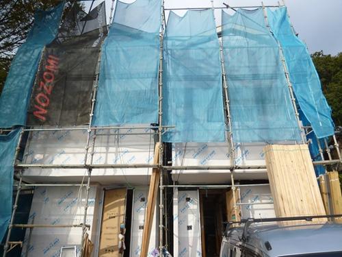 Local appearance photo. Local (11 May 2013) Shooting