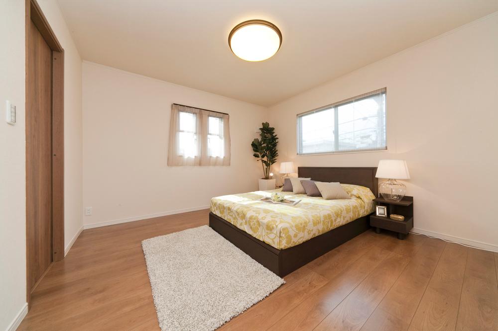 Same specifications photos (Other introspection). The main bedroom reference