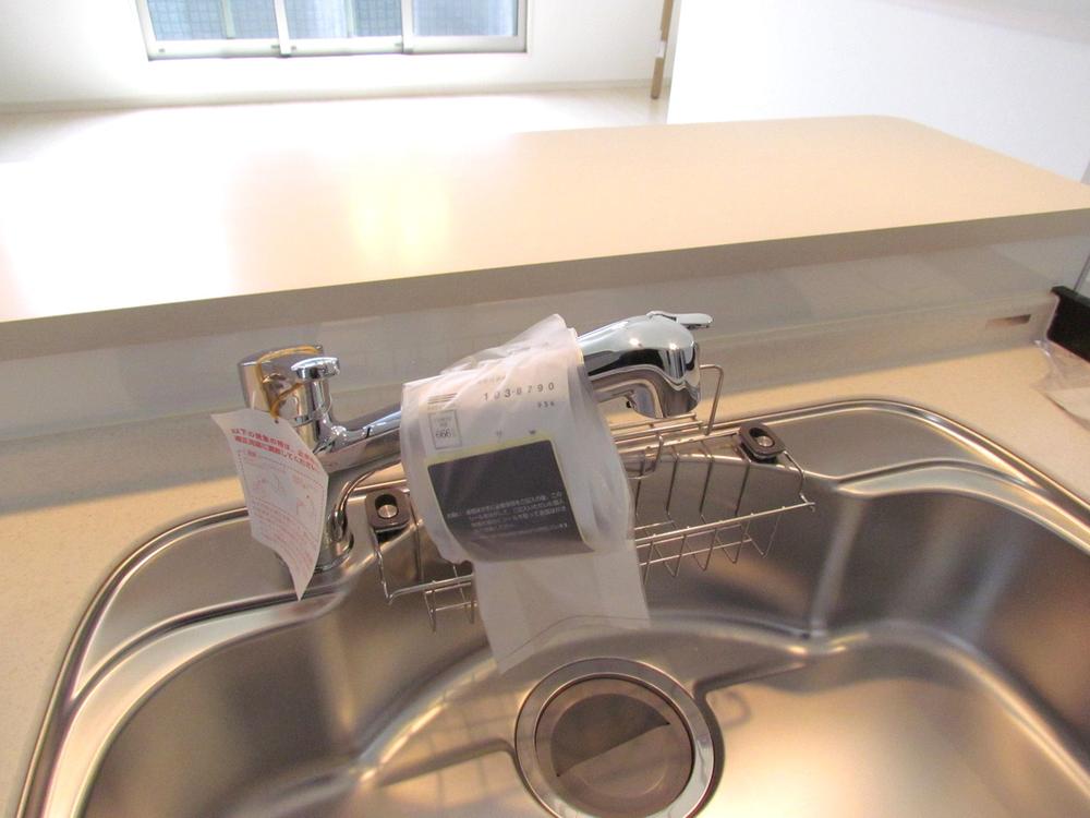 Power generation ・ Hot water equipment. Hole-in-one water purifier