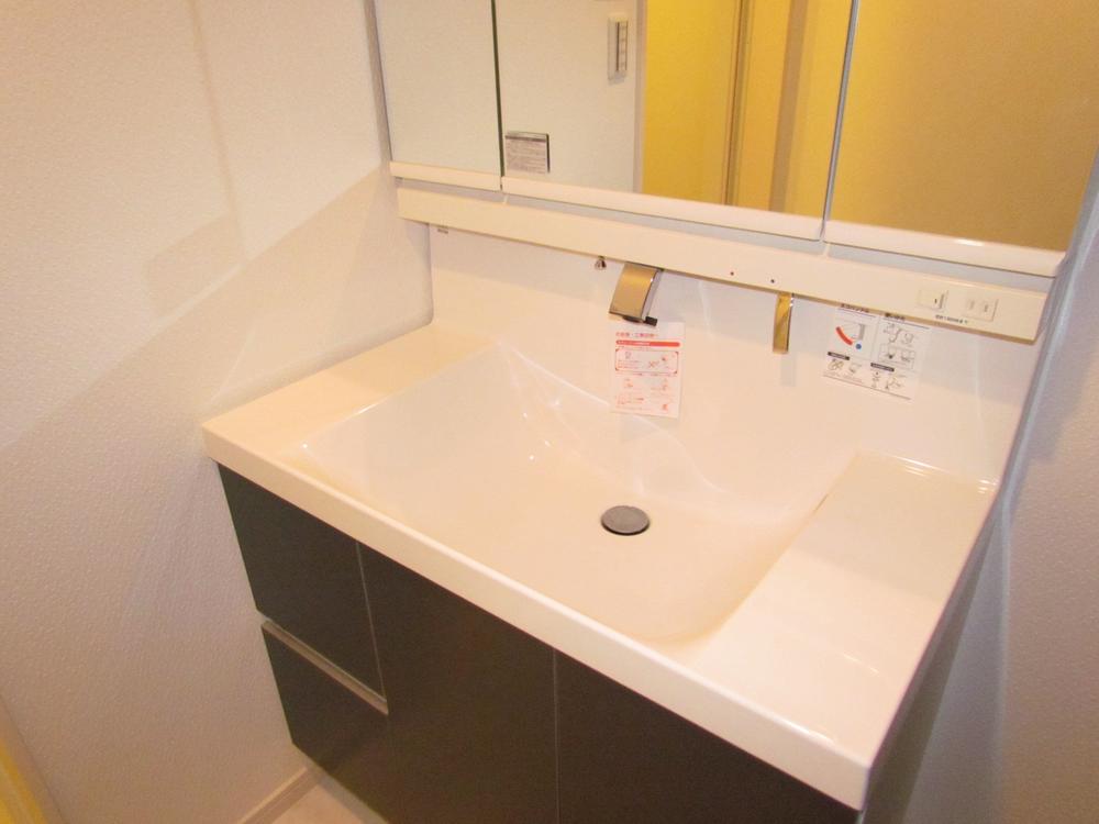 Power generation ・ Hot water equipment. Vanity there is no joint