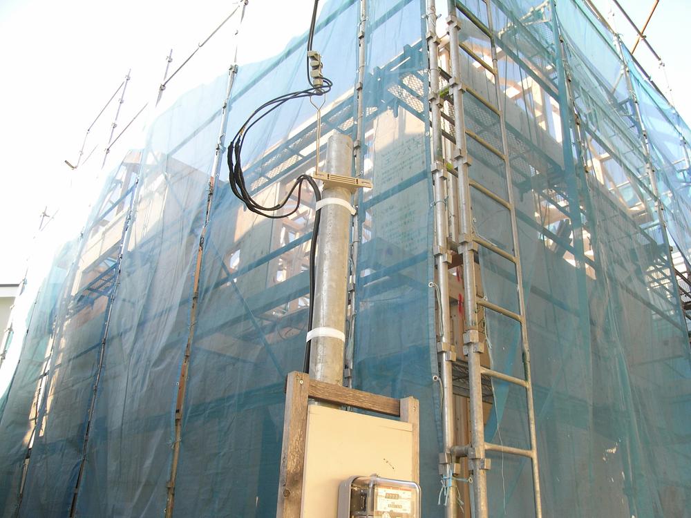 Local appearance photo. Local (11 May 2013) Shooting