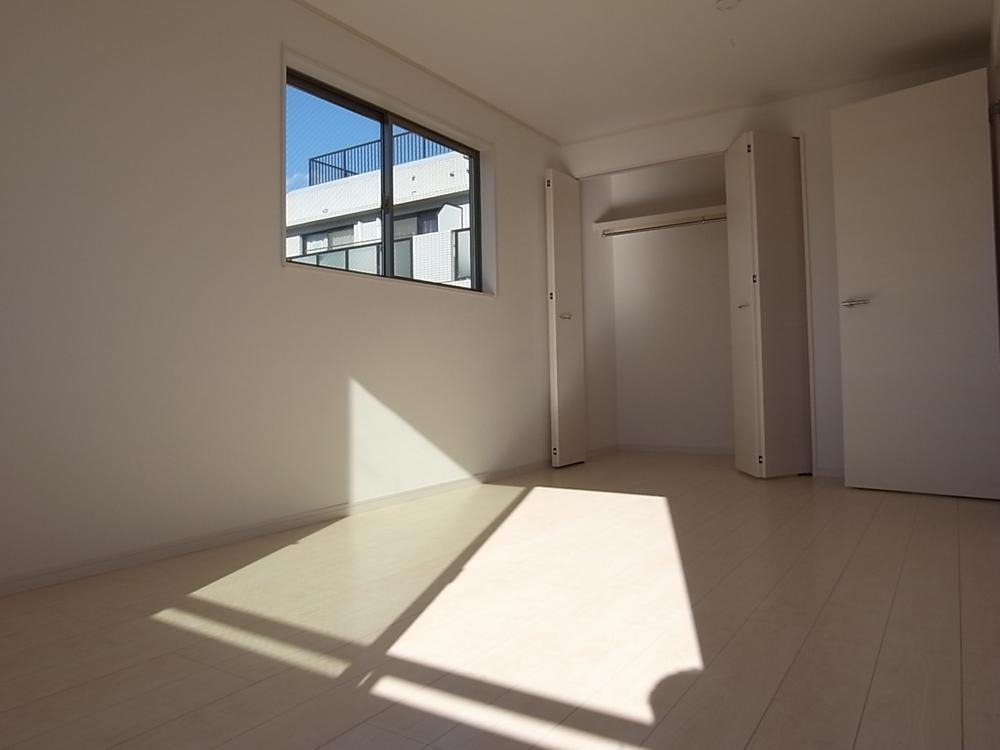 Other introspection. Western style room