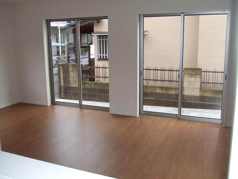 Living. Indoor (12 May 2013) Shooting