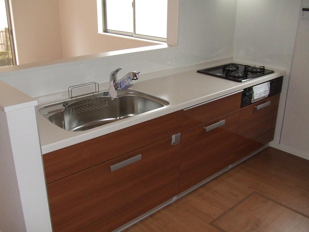 Kitchen. Indoor (12 May 2013) Shooting