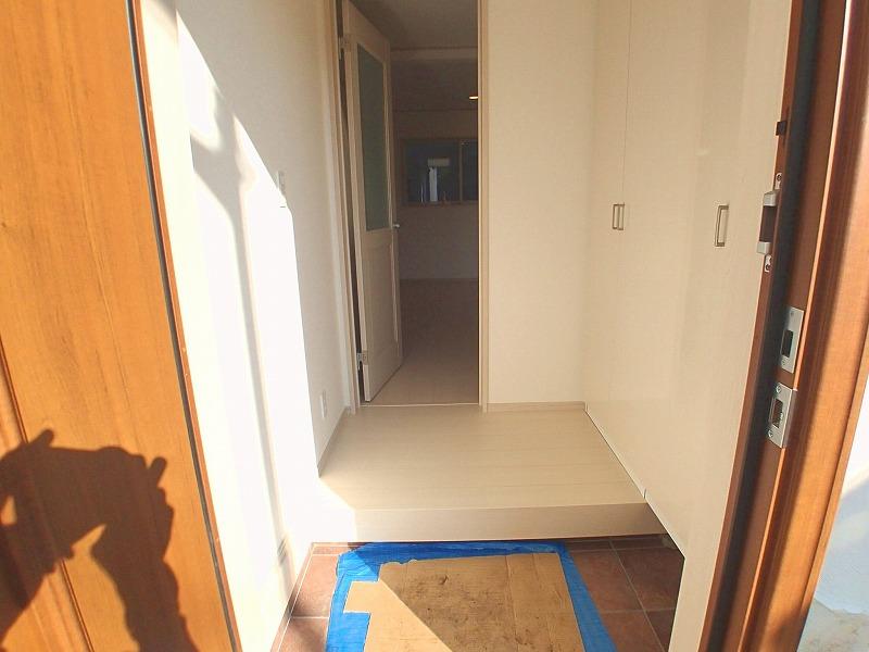 Entrance. Entrance with cleanliness