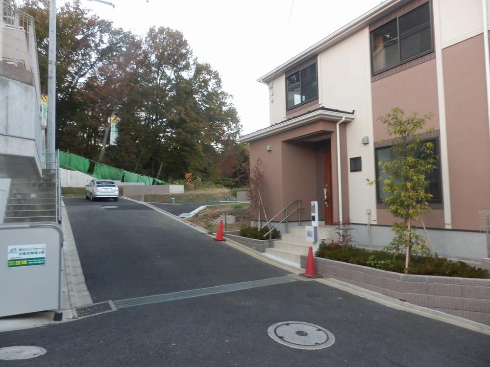 Local appearance photo. Local (11 May 2013) Shooting