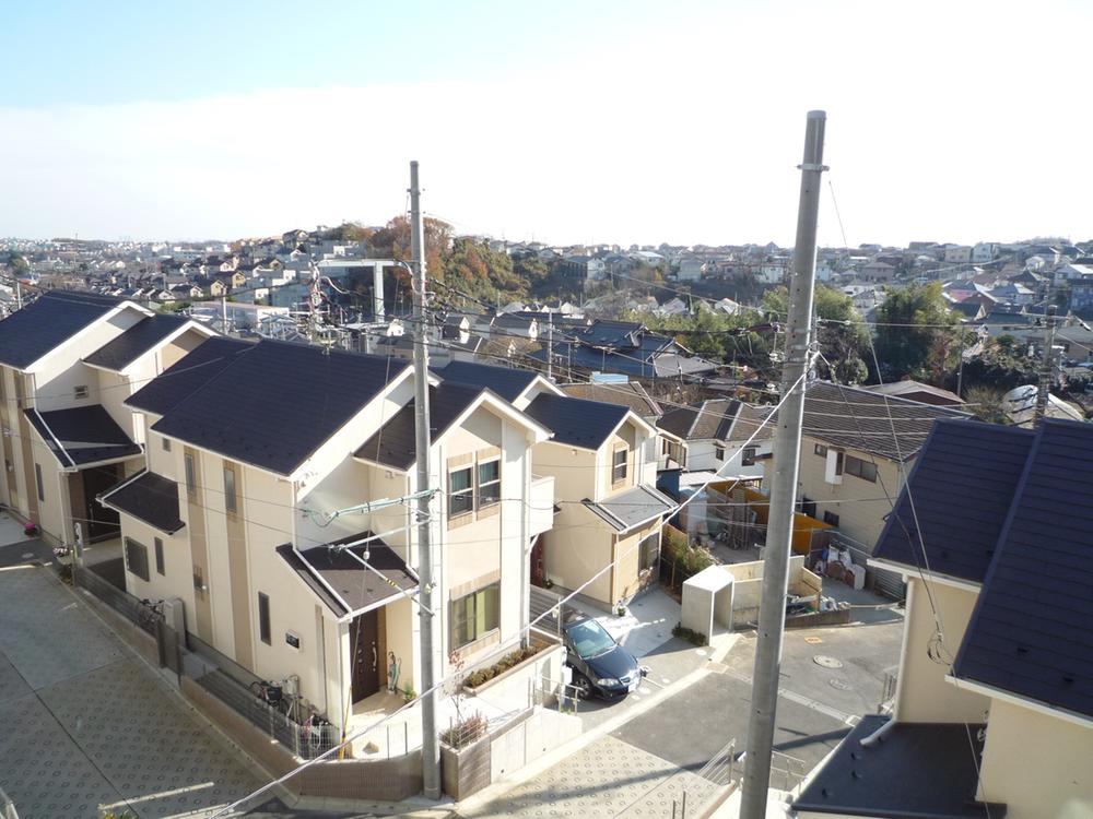 Local photos, including front road. Local is the entire.