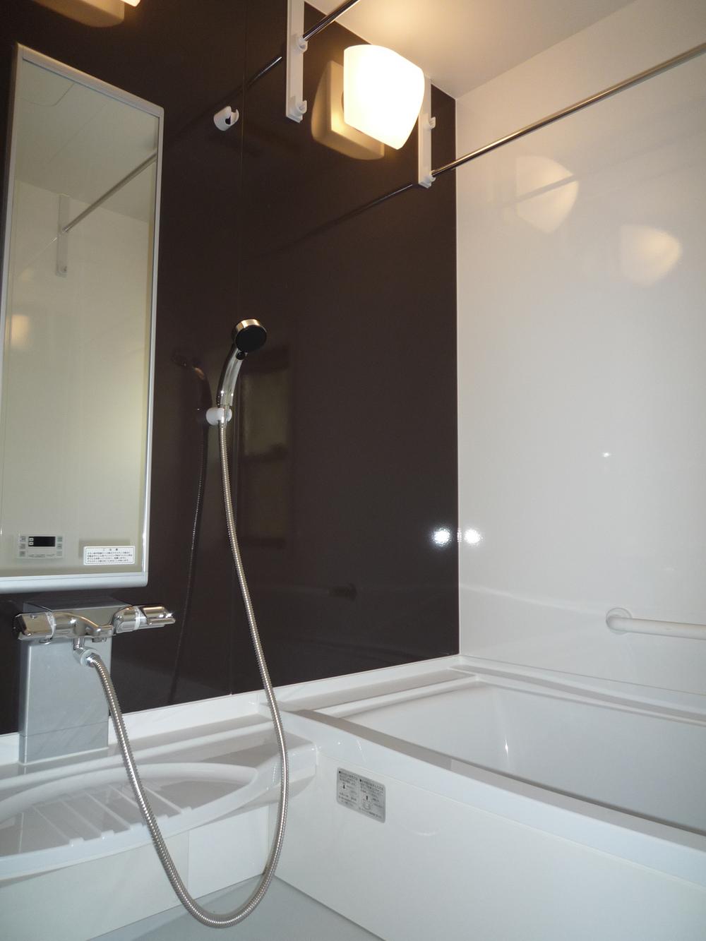 Bathroom. Unit is a bus with a bathroom heating dryer.