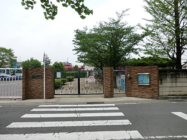 kindergarten ・ Nursery. Caritas 800m to school kindergarten