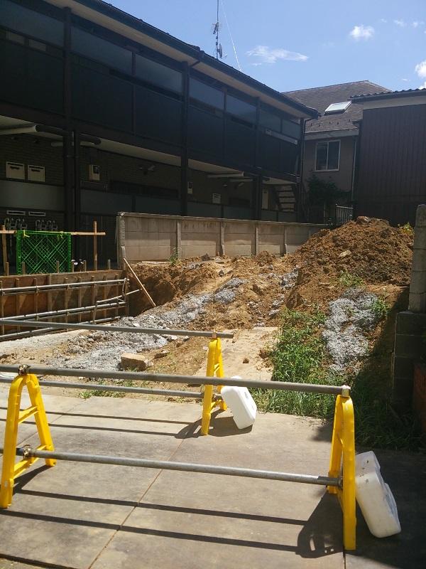 Local land photo. Also there a lot of shops in the vicinity!