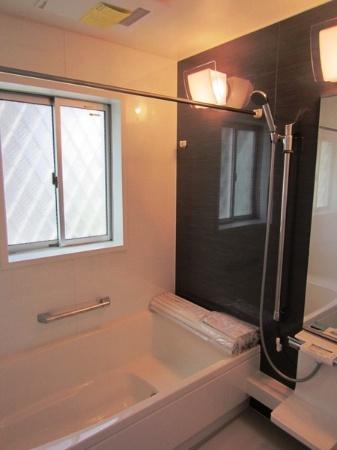 Same specifications photo (bathroom). Same specifications construction cases