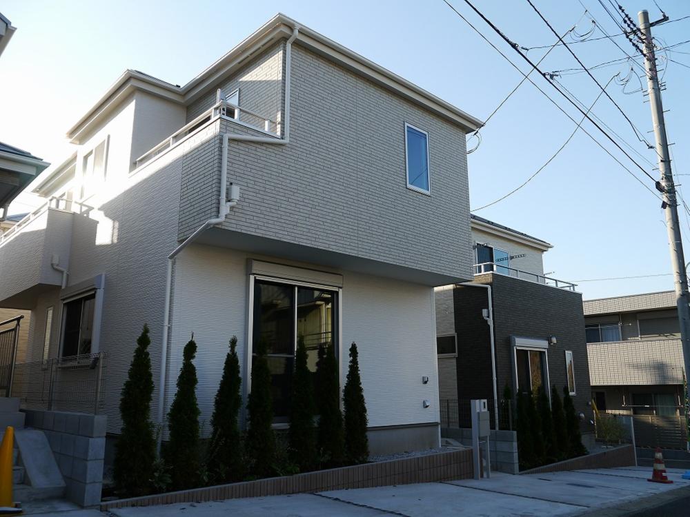 Local appearance photo. All six buildings site ・ Shaping land ・ 4LDK