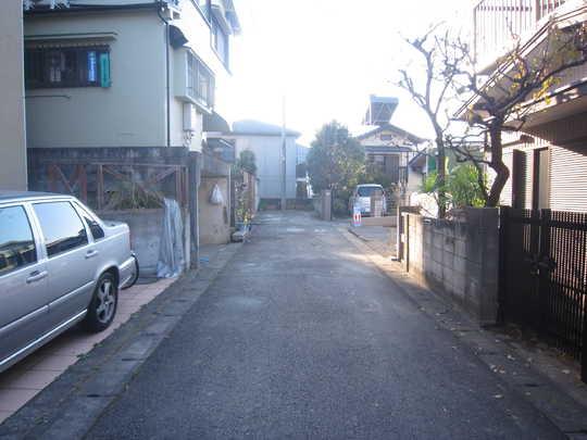 Local photos, including front road. Frontal road