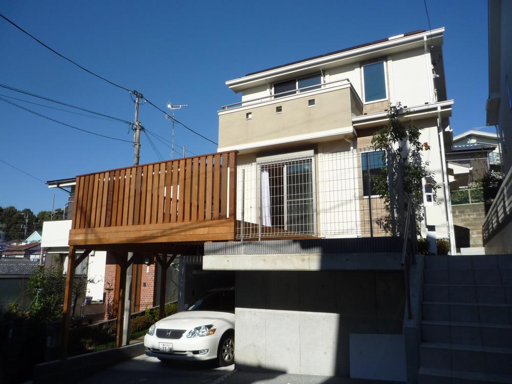 Other local. 1 Building's appearance. 