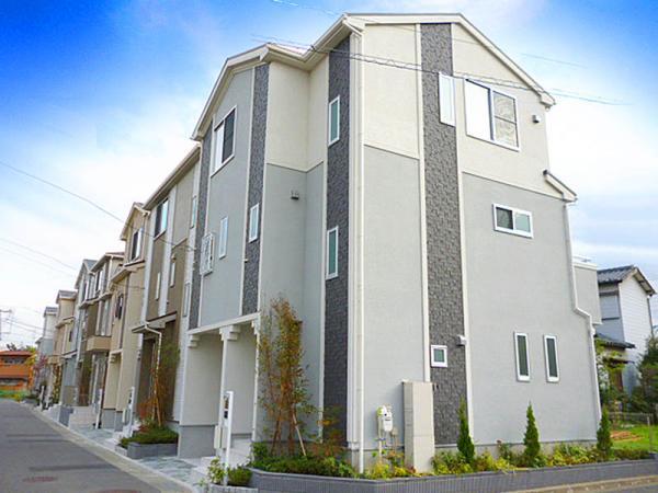 Local appearance photo