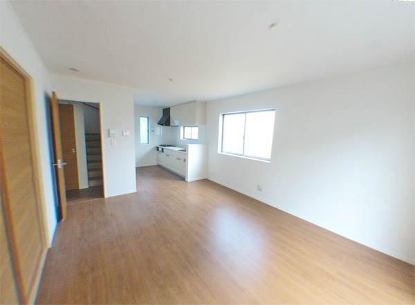 Living. Indoor (12 May 2013) Shooting