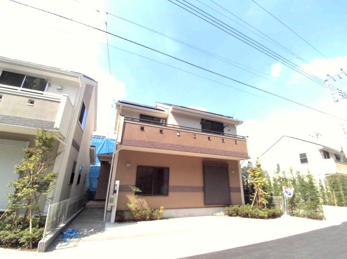 Local appearance photo. Naruken construction "Forest Town" series (25 Building)