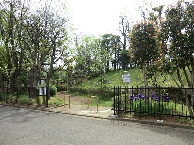 park. When Minamiikuta park that can be used in the 350m garden feeling to the park is near, Children playground, Elimination of the lack of exercise, It is convenient to walk.