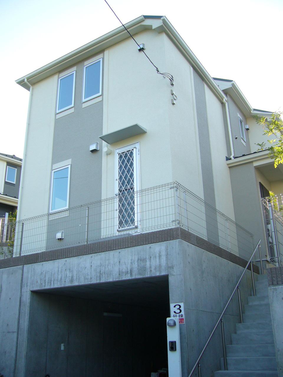 Local appearance photo. 3 Building can accommodate immediately if you can contact the preview for the appearance of the finished properties.