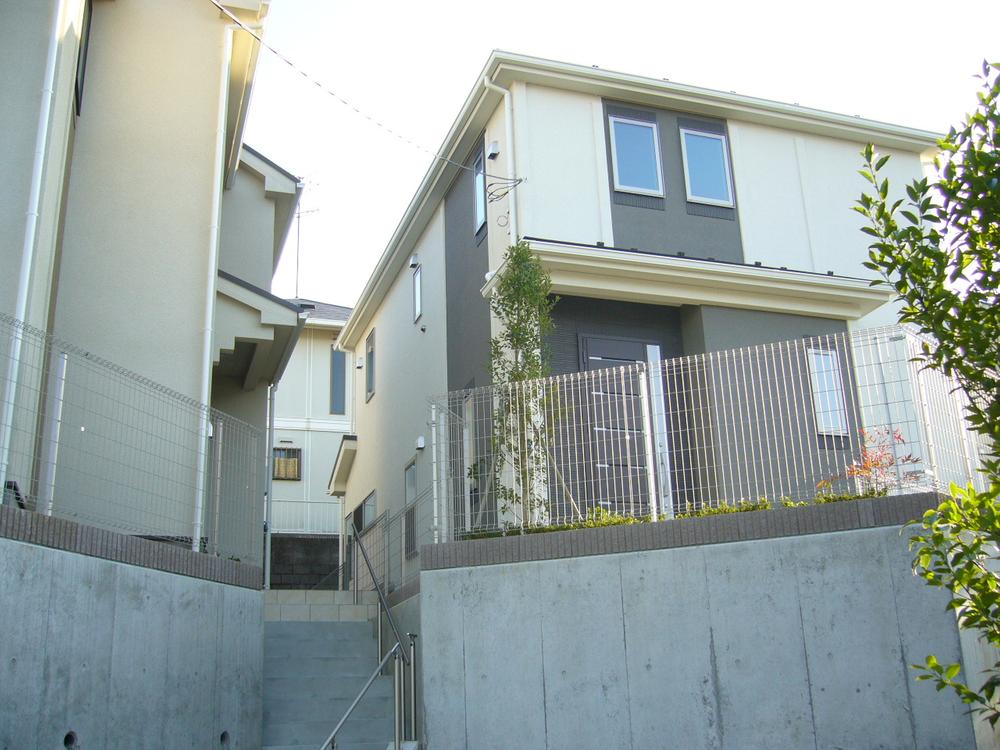 Local appearance photo. 4 Building appearance