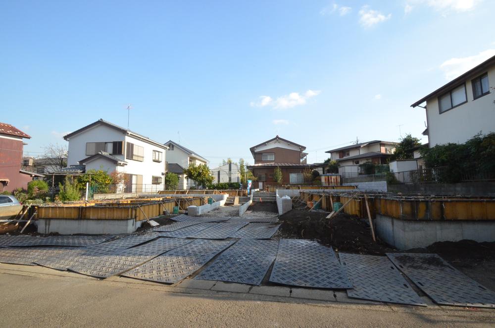 Local photos, including front road. Commute, , Please visit us a convenient central location to go to school!