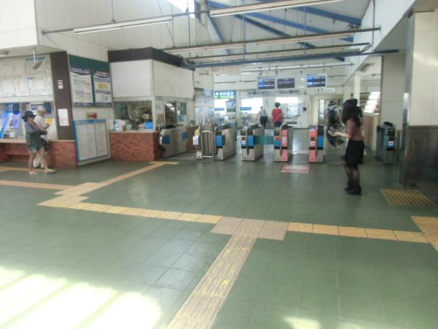 station. There are a lot of shops in the surrounding 1040m Station to Ikuta Station, It has convenient facilities equipped to everyday life. Featured tofu shop "Ogino tofu" also jewels!